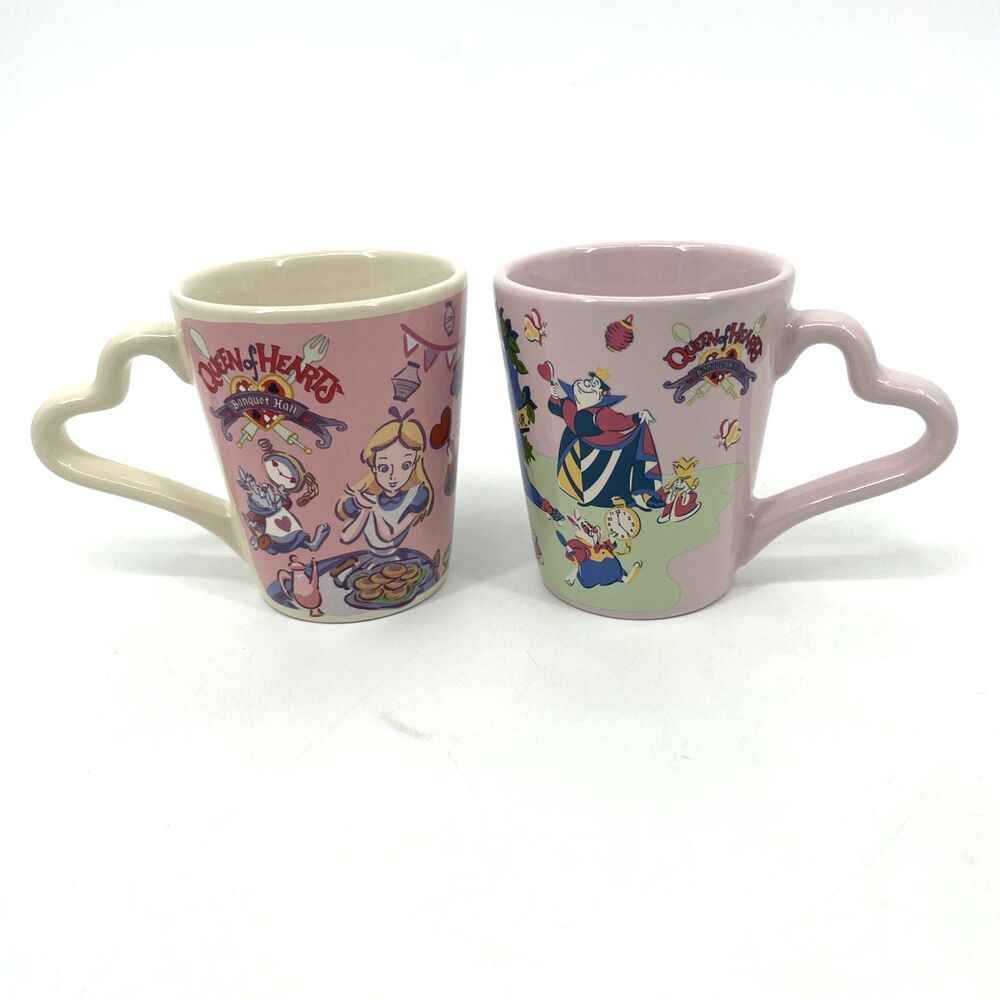 Set of 2 Tokyo Disneyland Alice in Wonderland Mugs Queen of Hearts Banquet Hall